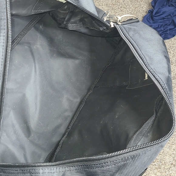 OGIO WSGA Small Duffle Bag - Picture 6 of 7